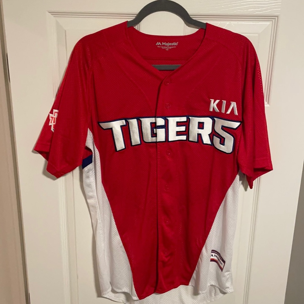 KIA TIGERS BASEBALL JERSEYS KOREAN SIZE MENS 105